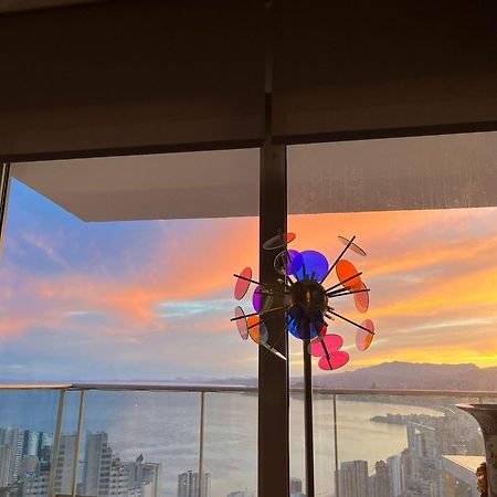 Torre Lugano By Renthas Appartement Benidorm Buitenkant foto